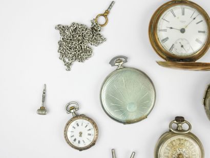 Gilt metal pocket watch IDEAL U.S.A. Attached...