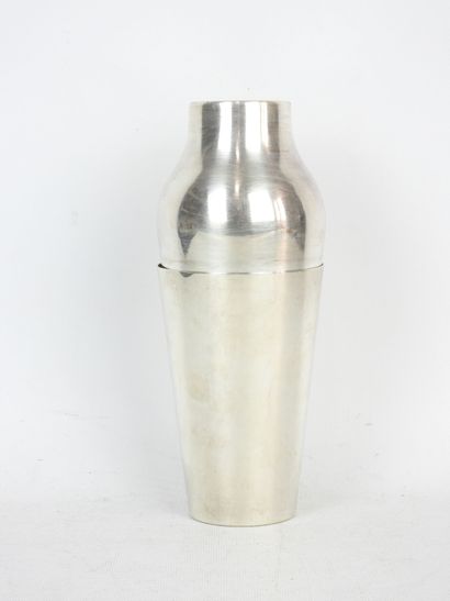 CHRISTOFLE. Shaker en métal argenté. H.24...