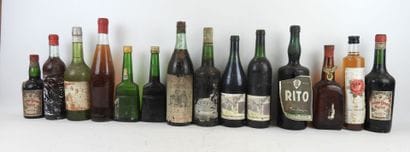 14 Bouteilles dont Cherry-Brandy Noyer, RITO,...