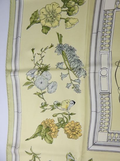 HERMES - Paris. Silk square, Quai aux fleurs...
