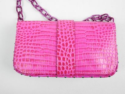 ZADIG & VOLTAIRE. Sac pochette en cuir rose...