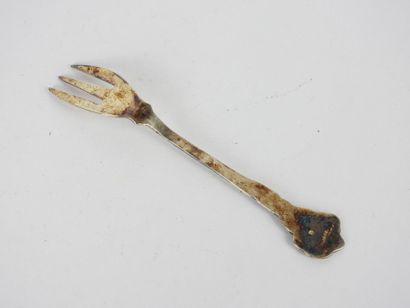 Six SMALL silver FORKS with flower design....