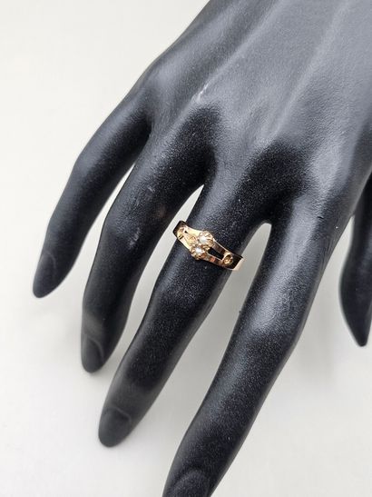 Bague en or jaune 750 millièmes ajouré à...