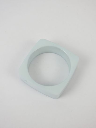 LOUIS VUITTON - Paris. Bracelet fantaisie...