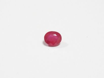 RUBIS sur feuille. 9,77 ct (traité).