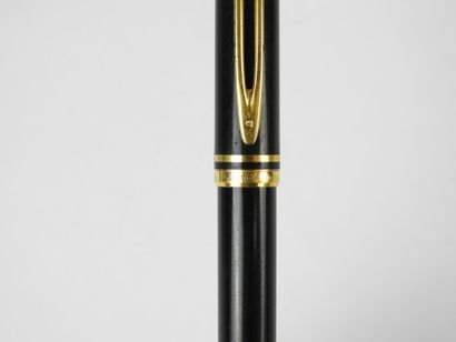 WATERMAN. Stylo à plume avec plume or 750/1000°....