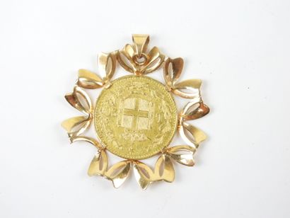 PENDENTIF en or jaune 750/1000° orné d'une...