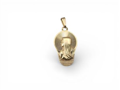 MÉDAILLE religieuse en or jaune 750 millièmes...
