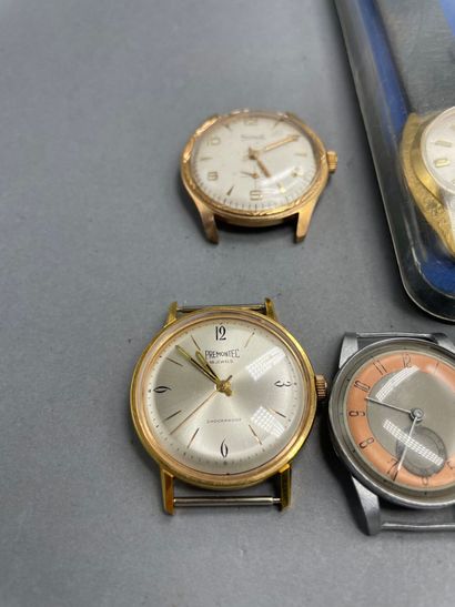 SIX MONTRES mouvements mécaniques, dont LE...