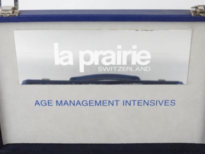 LA PRAIRIE. Coffret de présentation de produits...