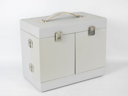CACHAREL. Valise de présentation « Promesse»....