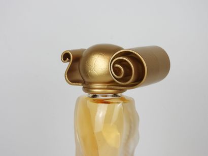 GIVENCHY. Flacon de parfum 