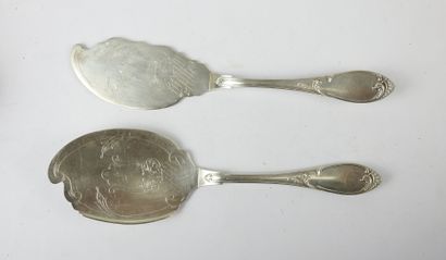 MENAGERE de couverts en métal argenté de...