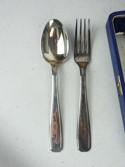 MENAGERE en métal argenté de style moderniste...