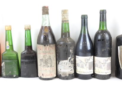14 Bouteilles dont Cherry-Brandy Noyer, RITO,...