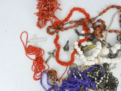 COSTUME JEWELRY. Lot including bracelets,...