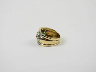 BAGUE bandeau en or jaune 750/1000e ornée...