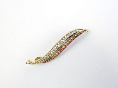 Pendant brooch in 750/1000° yellow gold with...
