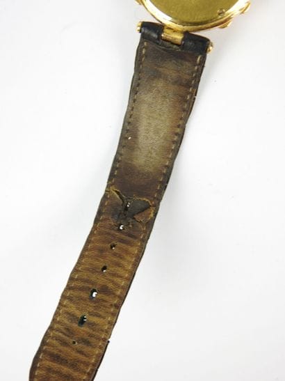 FRED. Montre de dame. Boîtier en plaqué or,...