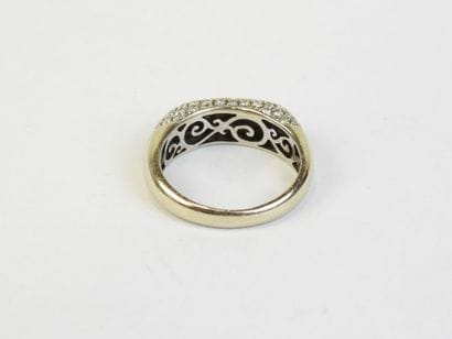 RING in yellow gold 750/1000° set with pavé-cut...