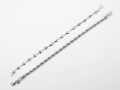 Set of two 925/1000° silver bracelets. L.19...