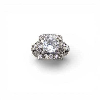 BAGUE géométrique en or gris 750 millièmes...