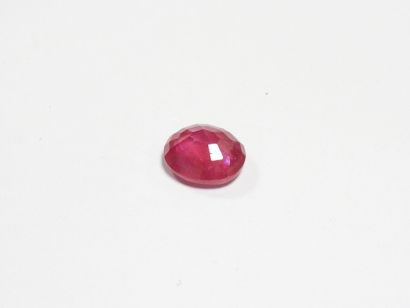 RUBIS sur feuille. 7,88 ct (traité).
