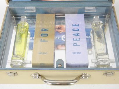 KENZO. Coffret de présentation «Time for...