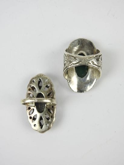 BIJOUX FANTAISIE. Lot de cinq bagues en argent...