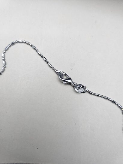 Collier pendentif en argent 925 millièmes...