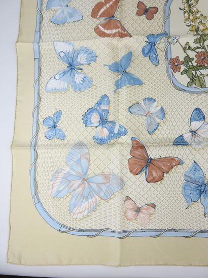 HERMES - Paris. Silk square, Farandole model,...