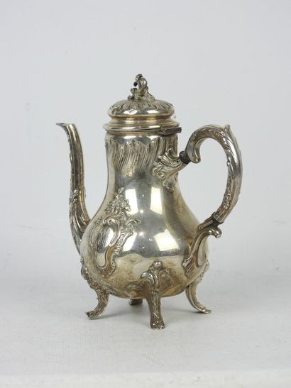 925/1000° silver rocaille-style quadripod...