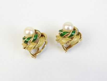 Paire de CLIPS D'OREILLES en or jaune 750/1000°,...