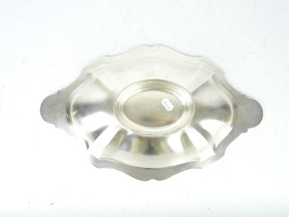 Silver-plated metal CUP with shell decoration....