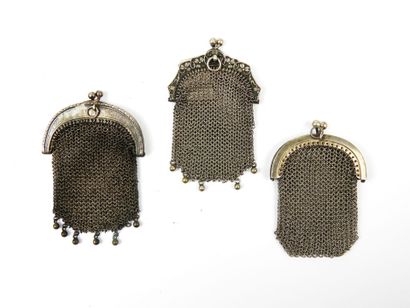 THREE 925/1000° silver mesh BOURSES. Gross...