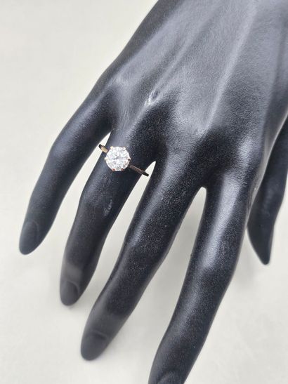 Bague solitaire en or rose 595 millièmes...