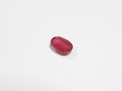 RUBIS sur feuille. 7,20 ct (traité).