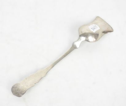 LOT IN 925/1000° SILVER including tea strainer,...