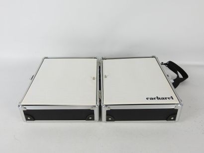 CACHAREL. Valise de présentation « Amor Amor...