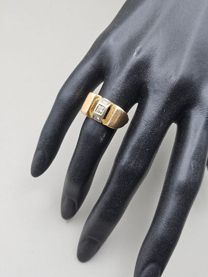 Bague Tank en or jaune et gris 750 millièmes...