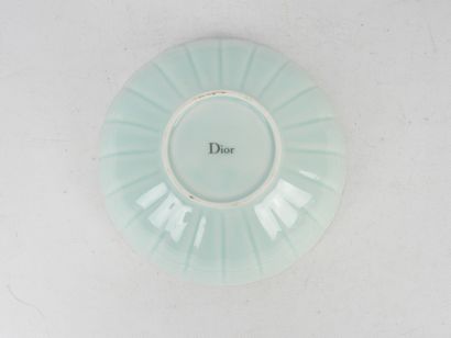 CHRISTIAN DIOR. Coupe circulaire en porcelaine...