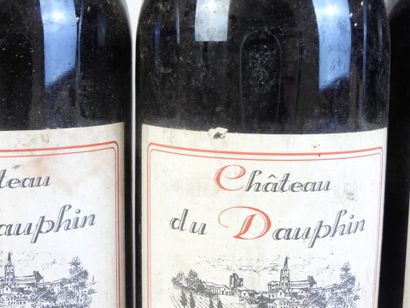 3 bouteilles CHATEAU DU DAUPHIN, Saint-Emilion,...