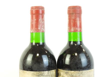 2 bouteilles CHATEAU LA DOMINIQUE, Saint-Emilion,...