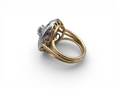 Bague cible en or jaune 750 millièmes et...
