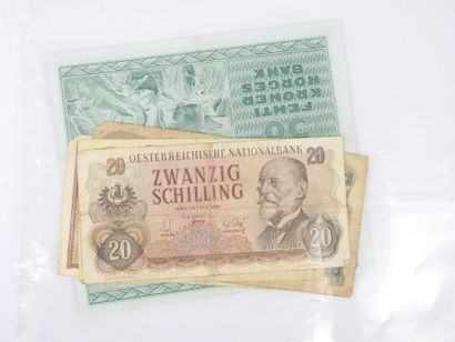 WORLD. Lot of banknotes from USA, Mexico,...