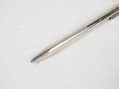 S.T. DUPONT - Paris. Silver-plated ballpoint...