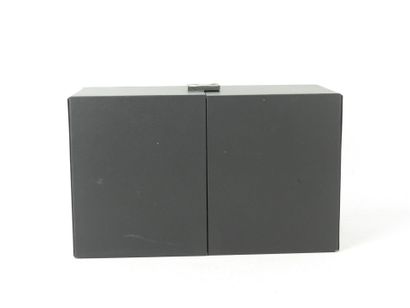 ANNAYAKE. Coffret de présentation d'un produit...