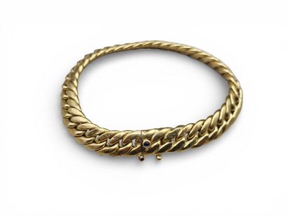 CAPLAIN PARIS.
BRACELET en or jaune 750 millièmes...