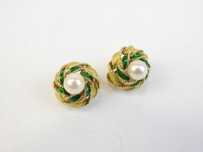 Paire de CLIPS D'OREILLES en or jaune 750/1000°,...