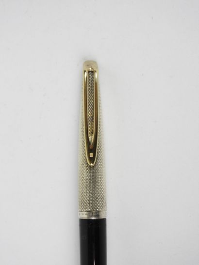 WATERMAN. Stylo plume avec plume en or 750/1000°....